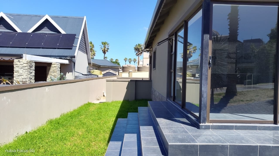 3 Bedroom Property for Sale in Marina Martinique Eastern Cape